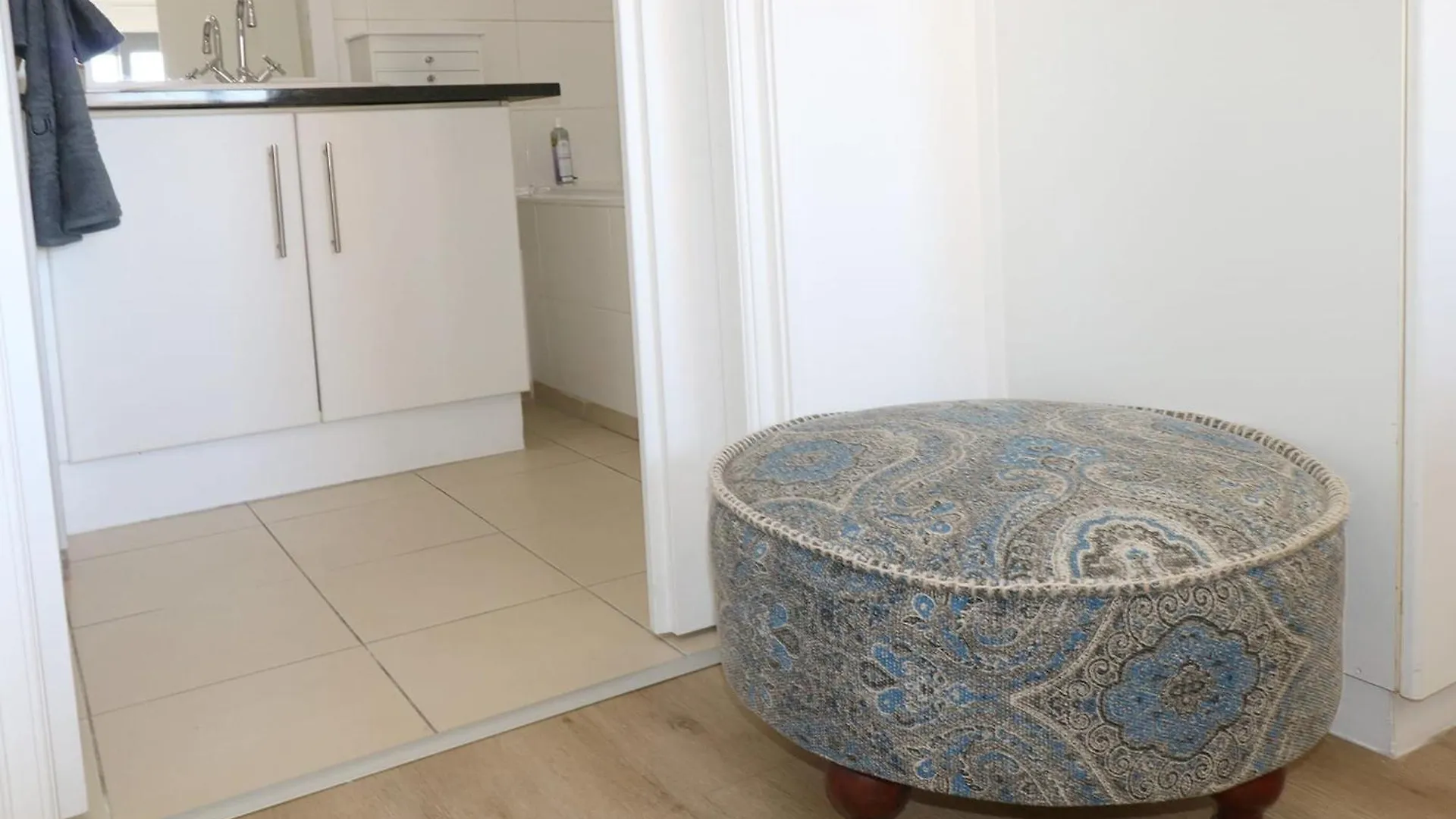 Sevyn'S Place Empire Apartment Muizenberg