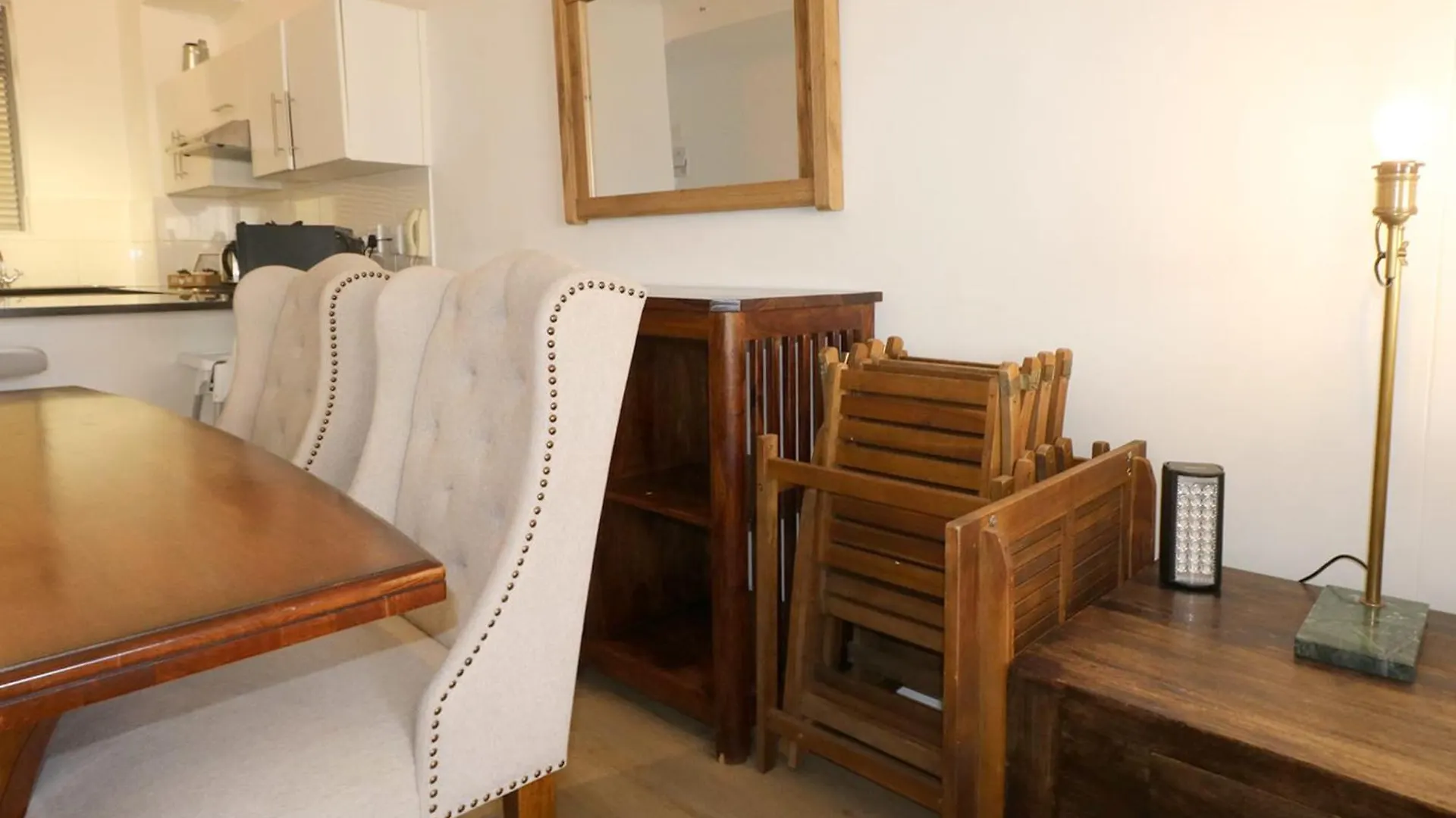 Sevyn'S Place Empire Apartment Muizenberg